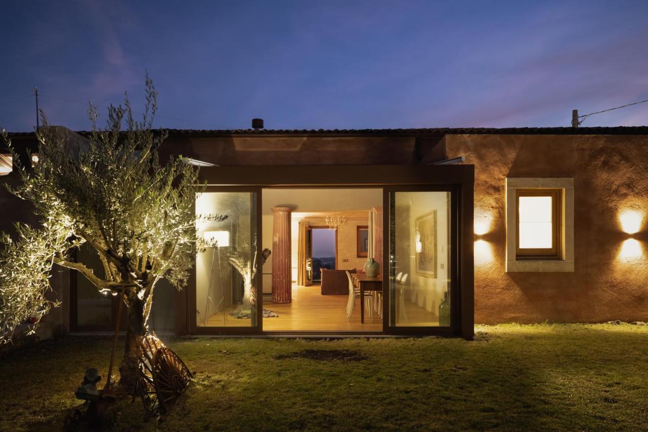 Monaci Delle Terre Nere Hotel ซัฟเฟรานา เอตเนอา ภายนอก รูปภาพ