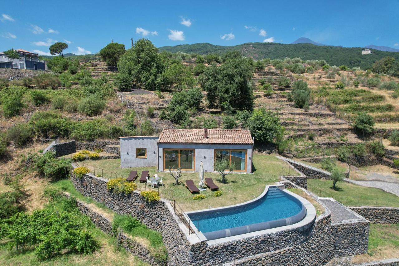 Monaci Delle Terre Nere Hotel ซัฟเฟรานา เอตเนอา ภายนอก รูปภาพ