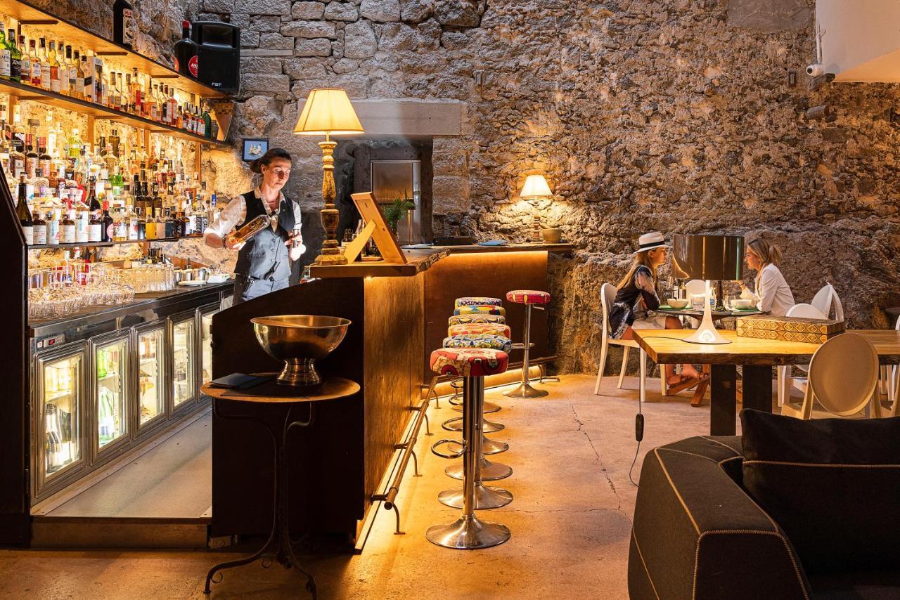 Monaci Delle Terre Nere Hotel ซัฟเฟรานา เอตเนอา ภายนอก รูปภาพ