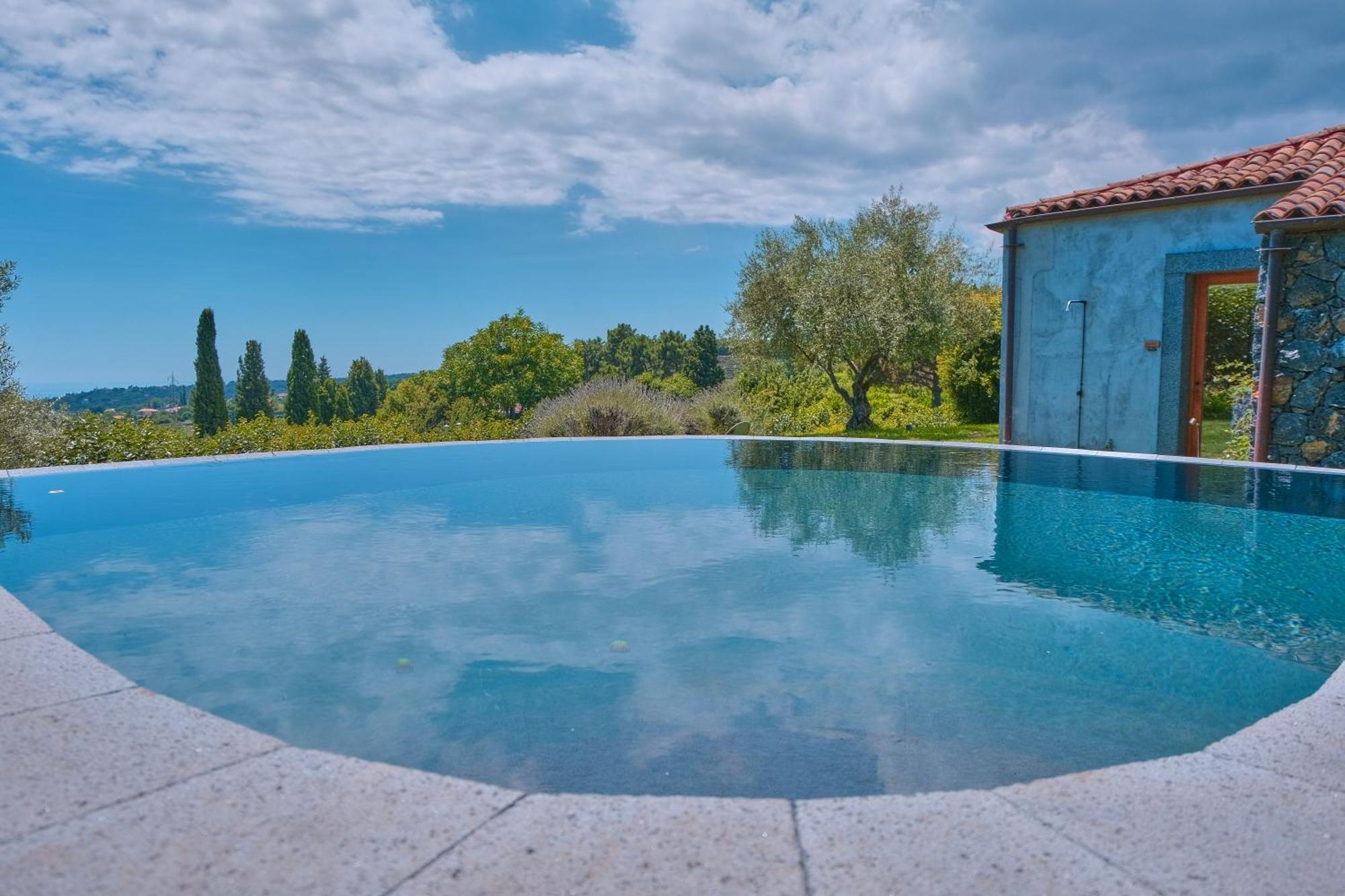 Monaci Delle Terre Nere Hotel ซัฟเฟรานา เอตเนอา ภายนอก รูปภาพ