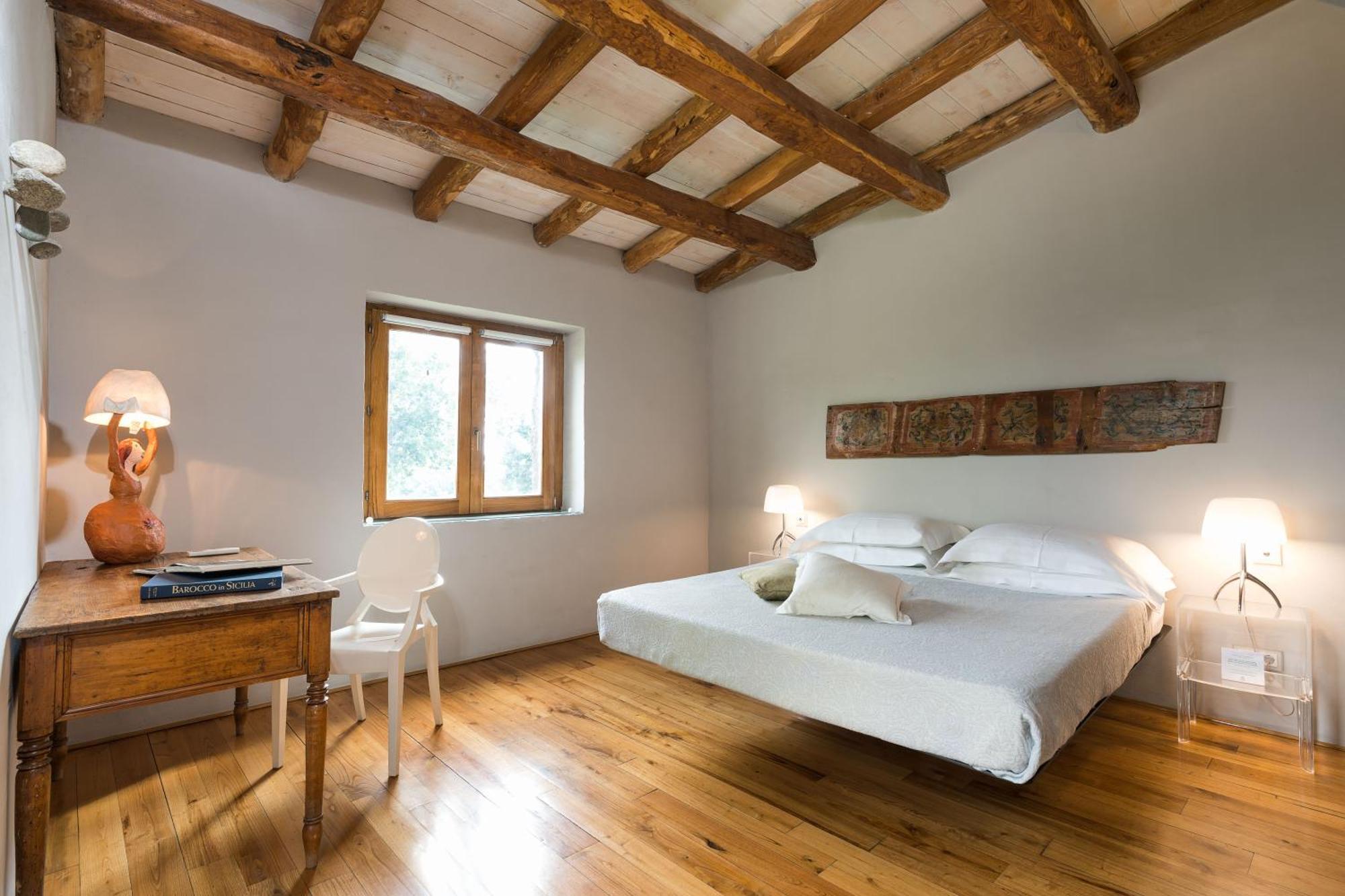Monaci Delle Terre Nere Hotel ซัฟเฟรานา เอตเนอา ภายนอก รูปภาพ