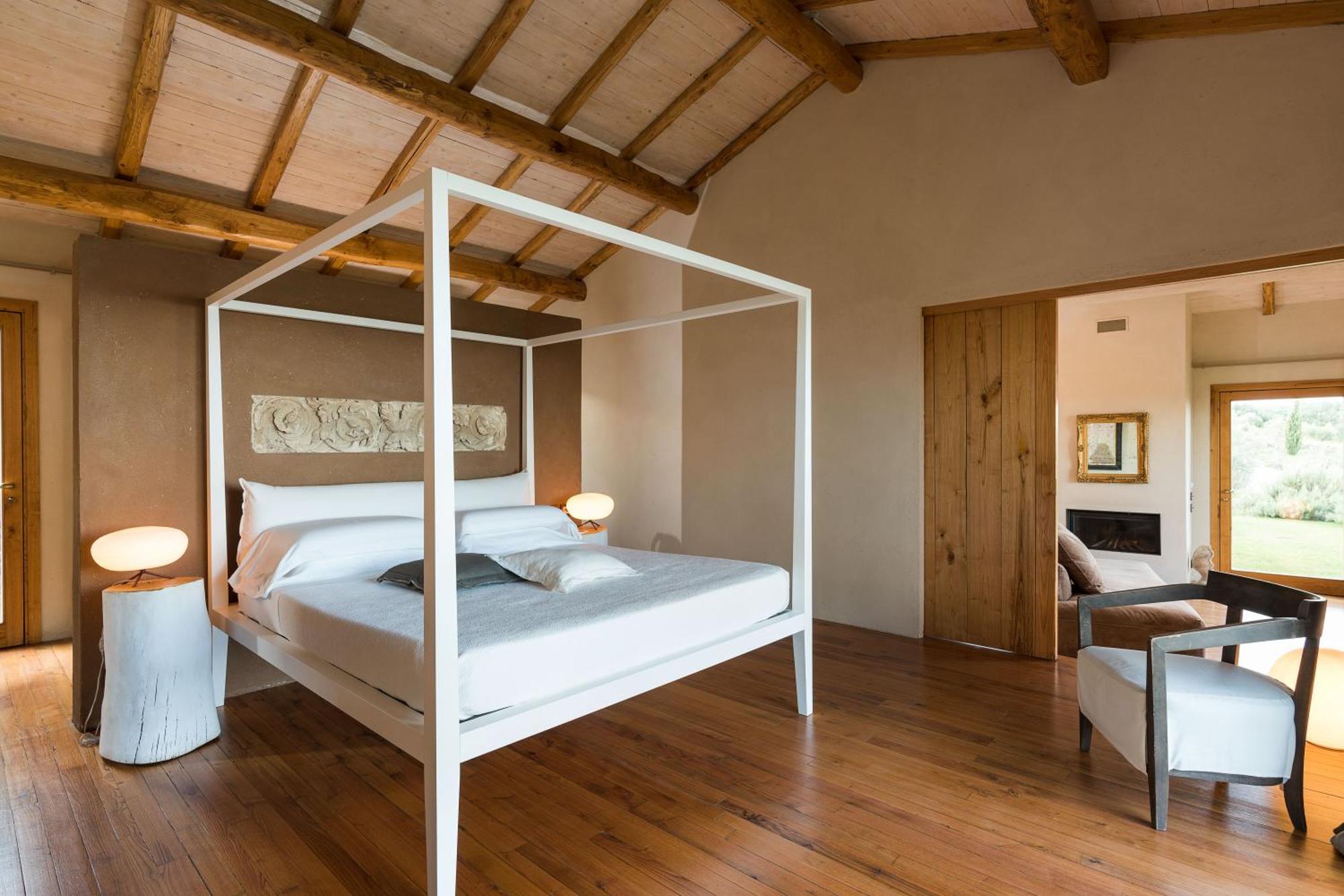 Monaci Delle Terre Nere Hotel ซัฟเฟรานา เอตเนอา ภายนอก รูปภาพ